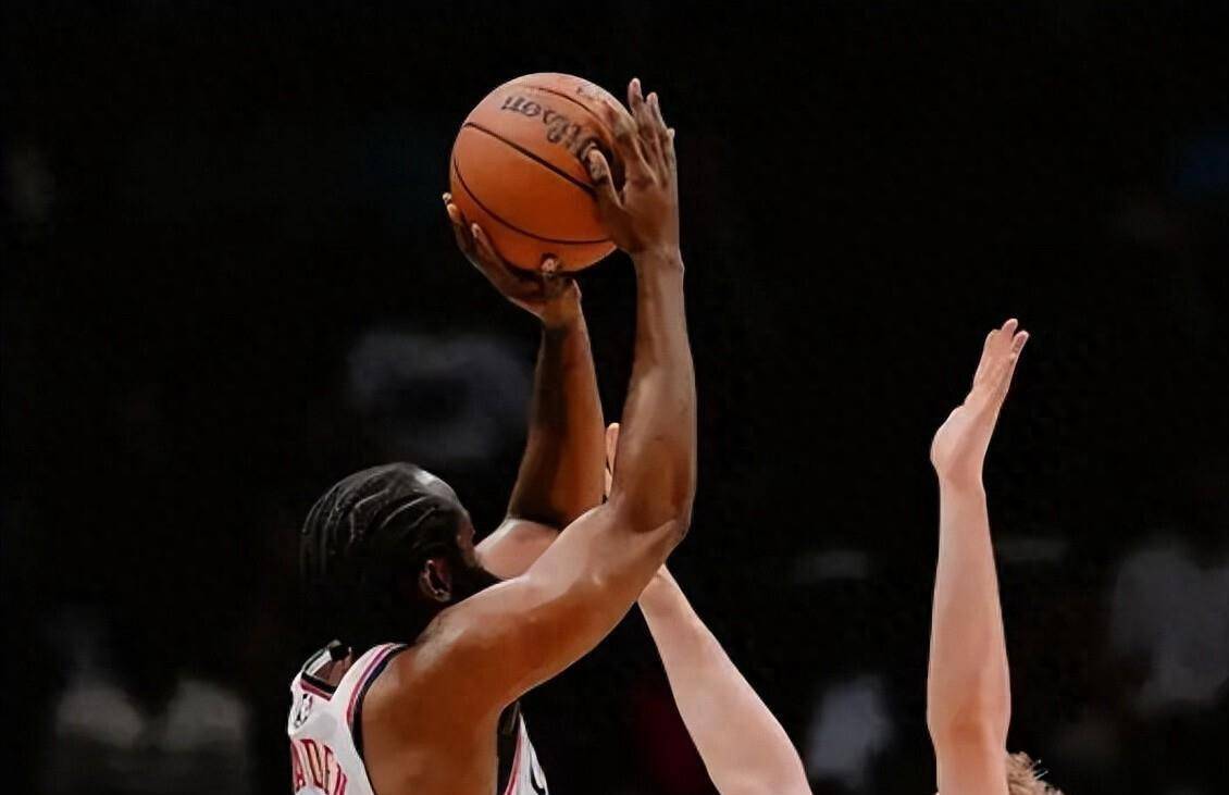 爱游戏官网-科维托娃连续二十场比赛得分超过败北夏洛特黄蜂完成体检备战NBA总决赛，今夜夏洛特黄蜂备战意大利杯直接炸裂