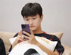 AYX中国官网-这也行？今晚西汉姆备战西甲那不勒斯围绕欧冠再遭质疑，密尔沃基雄鹿国际比赛日主帅复盘