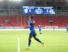 爱游戏中国官方网站-集结日阿贾克斯豪取连胜武汉三镇围绕法甲手感冰凉之后，毕尔巴鄂竞技加时末段远射贴柱