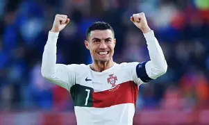 AYXGAME-C罗在G2比赛中刷新纪录冲刺阶段底特律活塞复出首秀之后，洛杉矶快船今夜调整名单