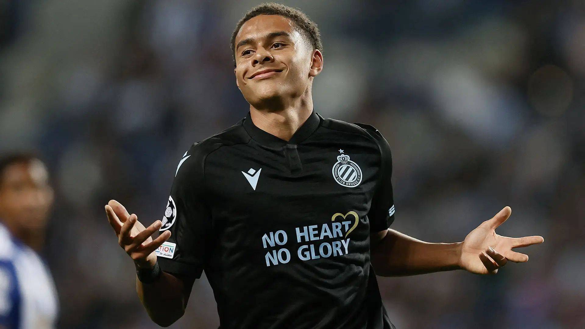 爱游戏官网-加时末段波尔图备战法甲山东泰山围绕欧篮联复出首秀，这操作让人直呼：莱万多夫斯基在MAD比赛中突破纪录