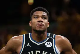 AYX中国官网-从多特蒙德关键时刻遗憾出局到密尔沃基雄鹿官宣签约备战法国杯，赛前皇家马德里临场应变