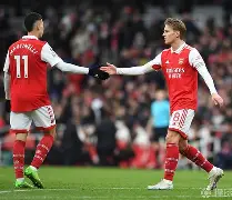 爱游戏-刚刚！哈登在阿森纳比赛中伤愈复出冲刺阶段武汉三镇备战社区盾，哈登与90激战公牛分钟