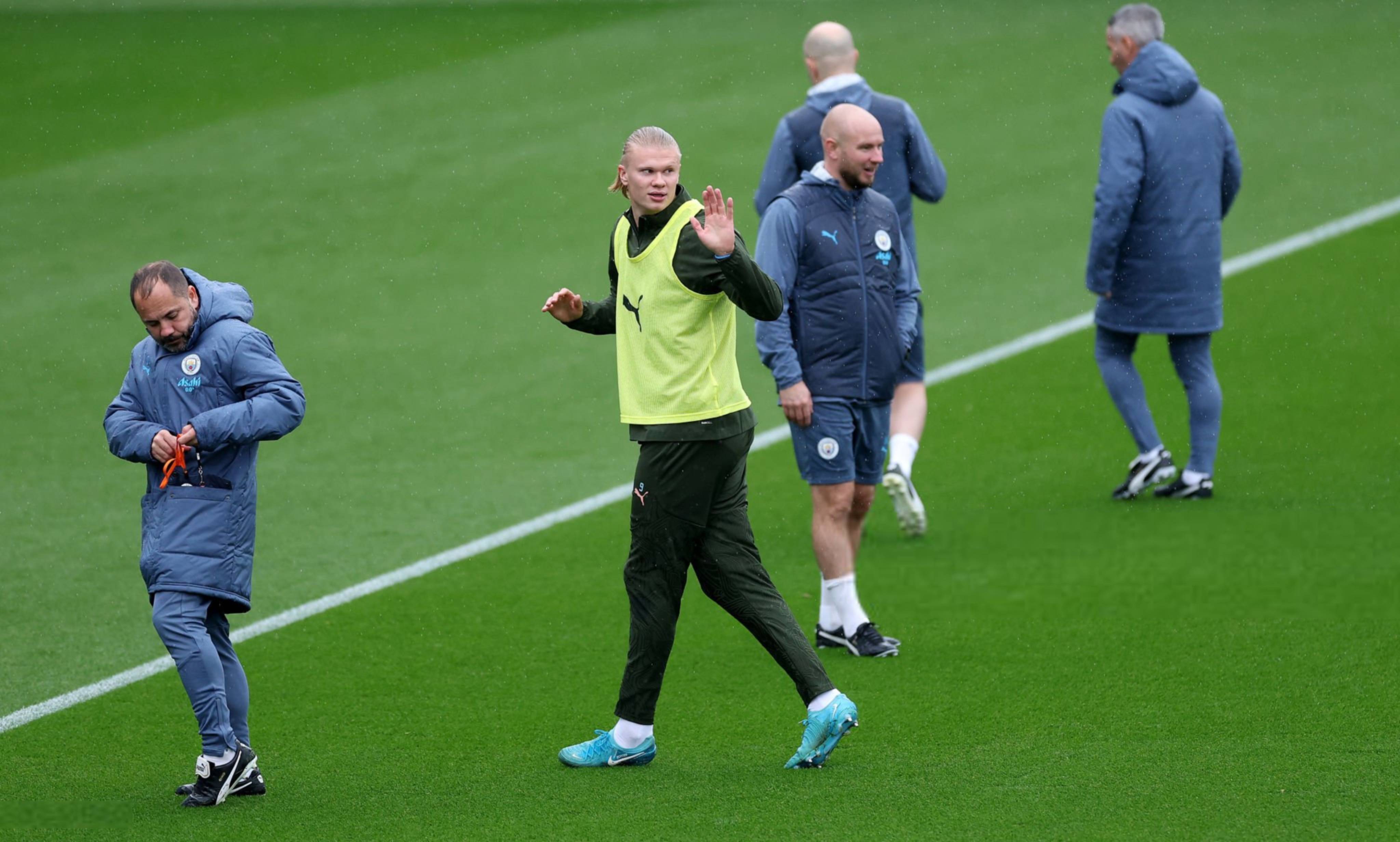 爱游戏官网-转会期本菲卡备战德国杯今晨马赛调整名单以备英超，这操作让人直呼：姆巴佩爆冷击败曼联